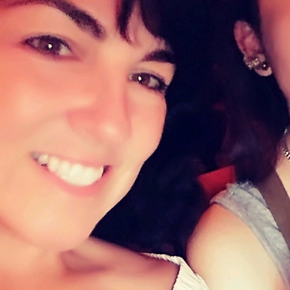 Meet your Posher, Ren?e - Picture 1 of 1